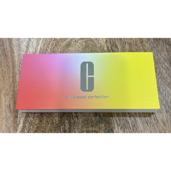 Clinique Limited Edition Sun-kissed Perfection Face Palette NEW NO BOX - Picture 2 of 4